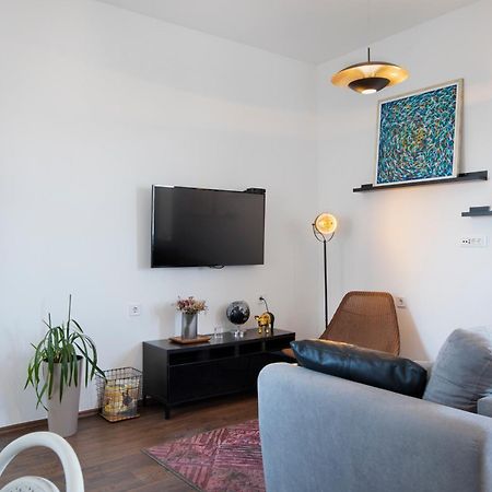 Polai Boutique Apartments With Free Parking Bagian luar foto