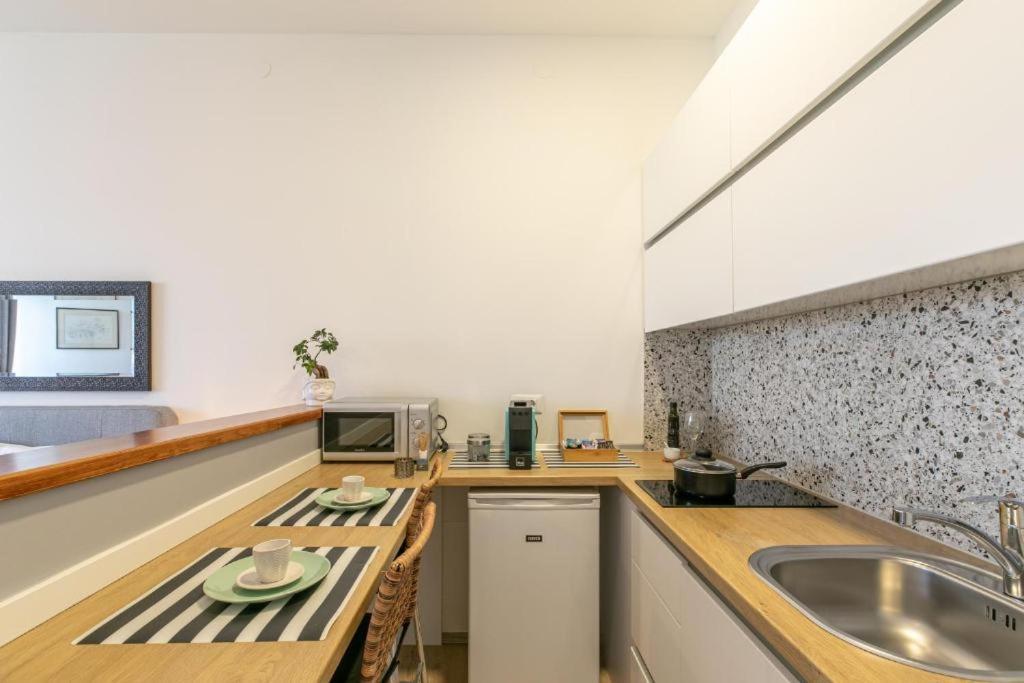 Polai Boutique Apartments With Free Parking Bagian luar foto