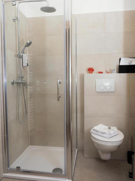 Polai Boutique Apartments With Free Parking Bagian luar foto