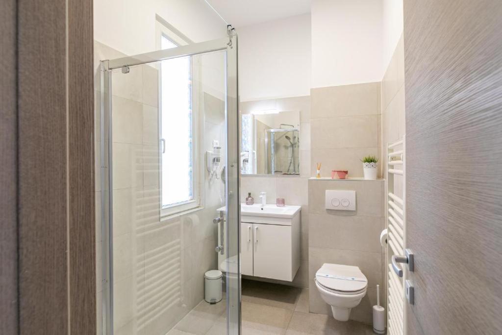 Polai Boutique Apartments With Free Parking Bagian luar foto